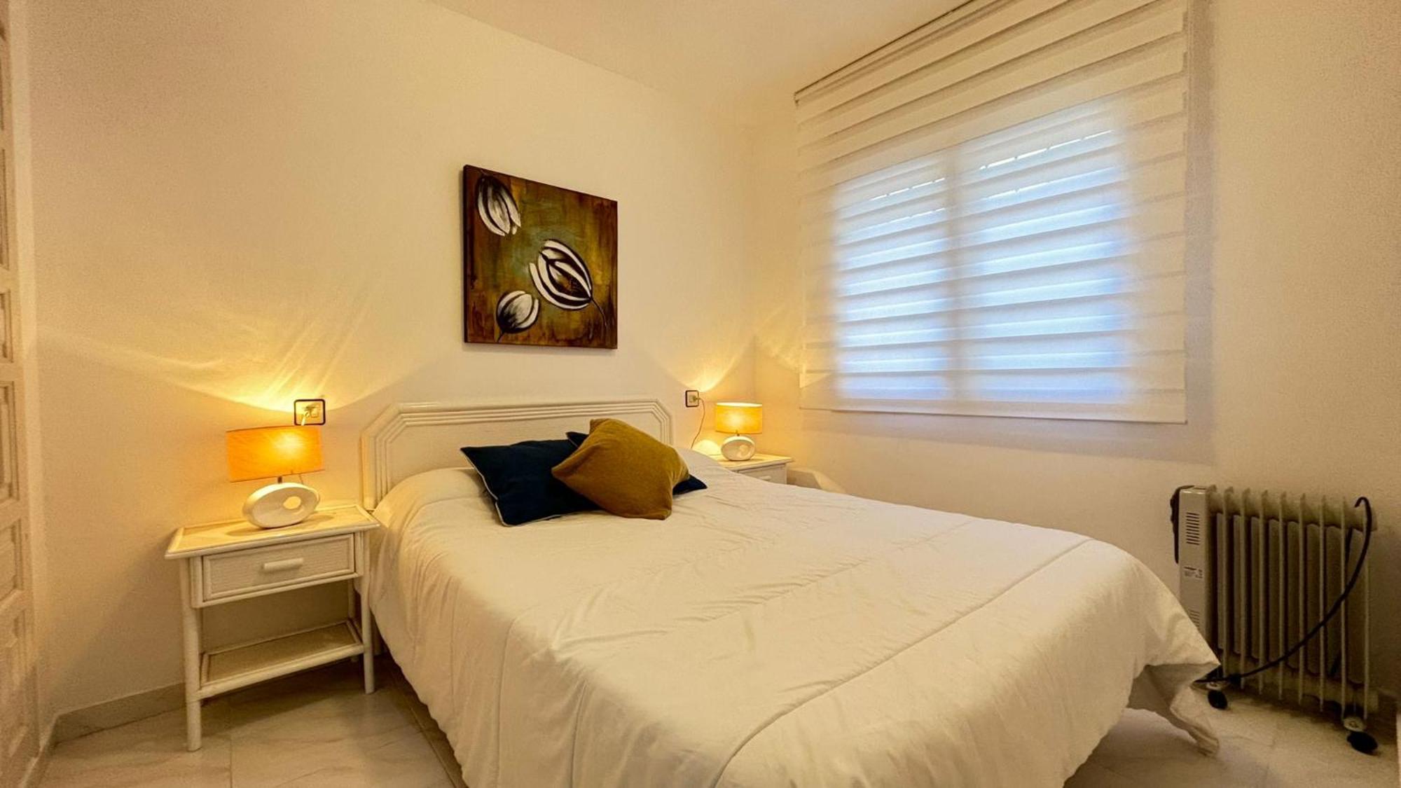 Garbinell 1 2 Apartment Roses Bagian luar foto